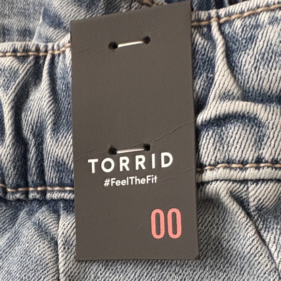 Torrid crop weekend wide leg super soft mid rise jean NWT - Picture 5 of 5